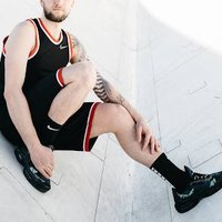 andek.bsky.social 💦🧦 🐷 😈 🔞 (@andek_sneak) 's Twitter Profile Photo