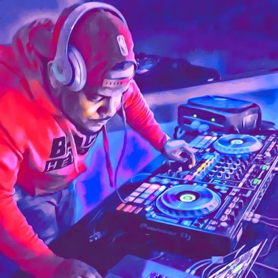 An up and coming DJ representing the 773 & the Midwest!! Also affiliated with Blok Club DJs, and supporting independent artists 100%...