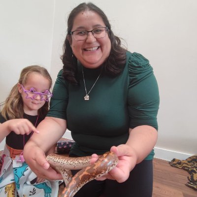 Nursery primary teacher. RE subject leader. ECT2 Mentor. Currently working on NPQEYL.
Love musicals and singing.
All views my own.
