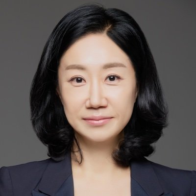 Ji-Young Lee