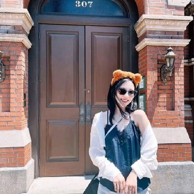 JYPNati79762977's profile picture. 