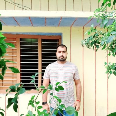 aslirohityadav's profile picture. BiKeR, GaMeR & PeT LoVeR