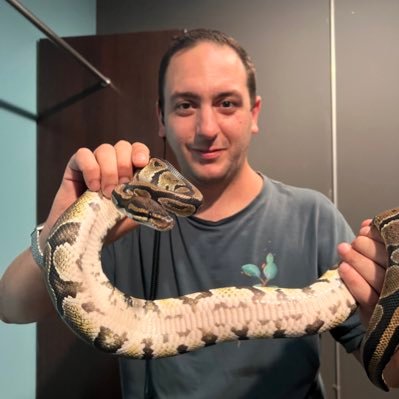 pagjikt's profile picture. Twitler sıcak, eliniz yanmasın. Efenim Tereyağ ? 🌿 #216