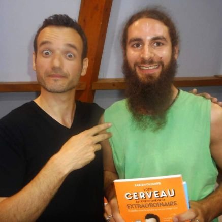 Robin_Dr_Pi's profile picture. Un forestier voyageur politisé, ouvrier agricole dans les sapins de noël, jardinier un peu geek 😂