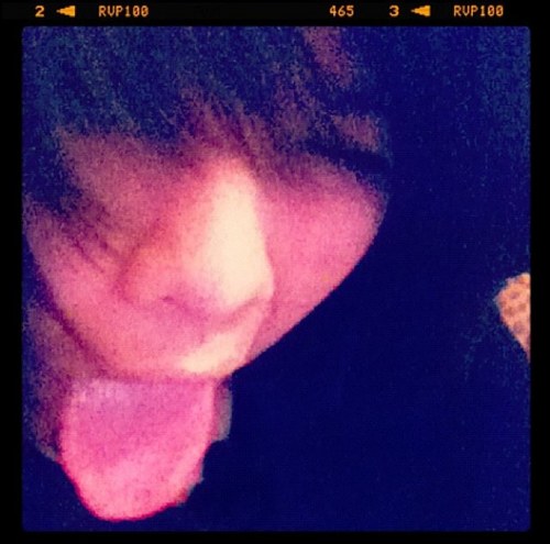 AnaWuvsHim's profile picture. heart broken  |3