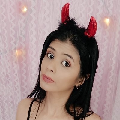 LindaRegioz's profile picture. Venezuelan #camgirl living in #USA