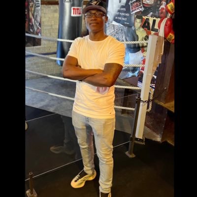 FlyGuyTy__'s profile picture. “Nothing worth having comes easy”