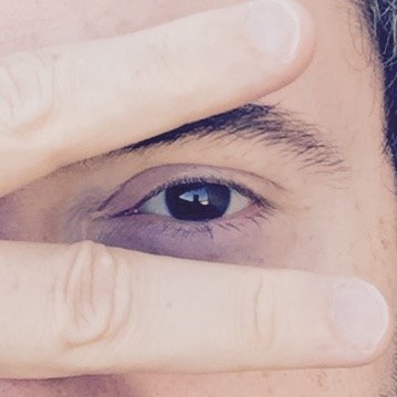 BelmontOfficiel's profile picture. J’écris des histoires, et parfois je les chante.