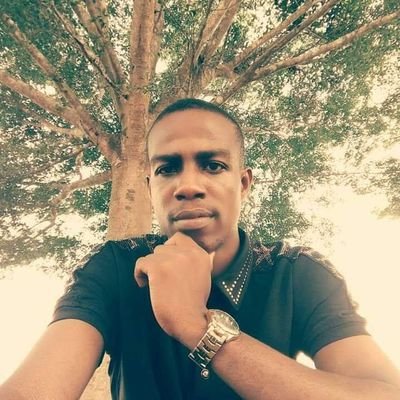 milkypounds's profile picture. sports 🖤 business man