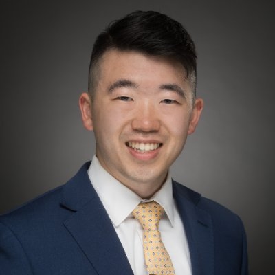 KevinChinMD's profile picture. PGY1 physiatrist @ecupmr | @ttuhscmed ‘23 👆🏻| @texasexes ‘17 🤘🏻• #photographer #espresso #roundnet #boardgames • in the business of spotlighting others