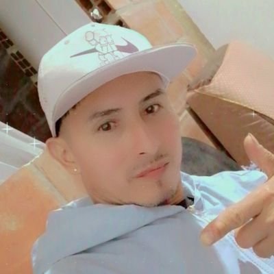 Nelson90243432's profile picture. 