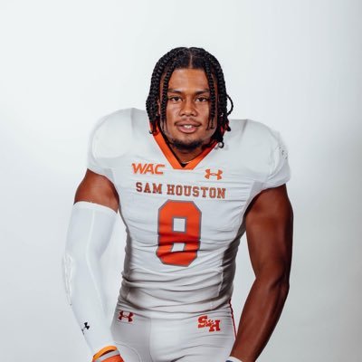CCSF➡️Sam Houston State |Jesus is Lord | Founder of Unimportant Co. |