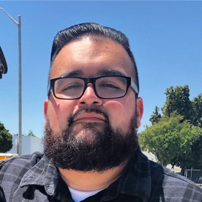 LilRube831's profile picture. Northern Cali 💯
Beard Gang 🧔
Like to draw ✍🏼