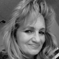 Rhonda Yarbrough - @RhondaY03054667 Twitter Profile Photo