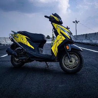 Brusli98948822B's profile picture. 