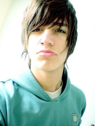Twitter novo amores *-* segue? Vemk dlç ♥ 

http://t.co/ufj9PltMFO