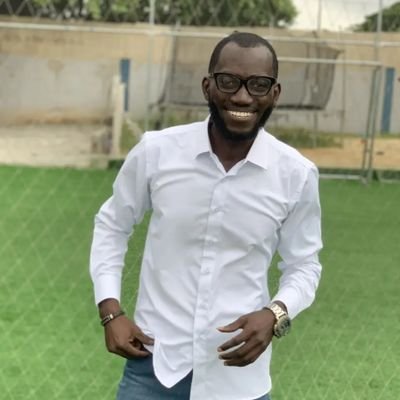 itsoluben's profile picture. UI UX Designer || +2348020306819