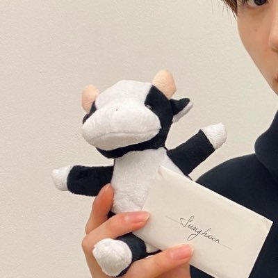 RbhFOi4EfW1u2wE's profile picture. ENGENE 02🇰🇷02🇯🇵 꽃신🌸