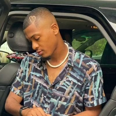 zyno_tyler's profile picture. BBN🇳🇬(Superion⭕🔥/TeamGroovy🚀) / BBM🇿🇦(TeamThemba #Ghosts👻)

Follow me on instagram @tylerjohnson6214 ❤️