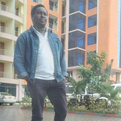 gdmbowe's profile picture. 