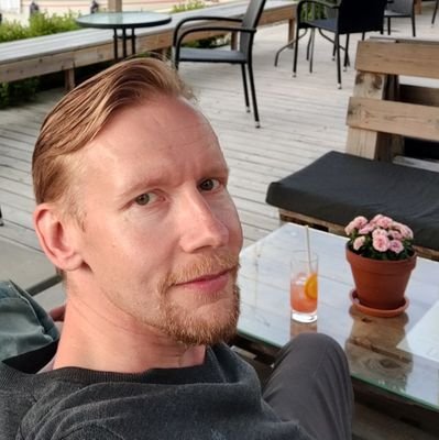 FransLassander's profile picture. 