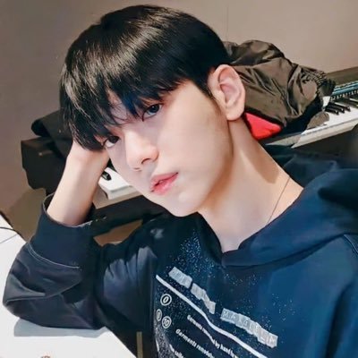 구매 전 확인하지 않은 하자 책임 X 배송 중 생긴 하자 책임 X ! 환불 / 부분환불시 개봉영상 필수 !