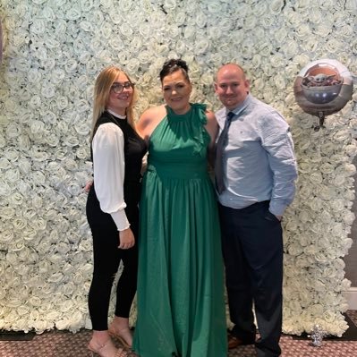 my husband children and family are my world live life to the full and have fun doing it lifes to short live for the now x