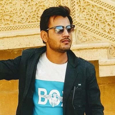 #chalaktajaam
I’m not perfect,I’m real,music lover🎶, ....🕵️
Believe in mom's blessing than destiny...
🇮🇳Jai Hind🇮🇳