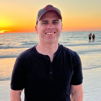 Dad to three great kids. Lauren’s Husband. #FlippedTheSenate in 2020 @DSCC. 2018 @SherrodBrown Campaign Manager. Harry Reid alum.
