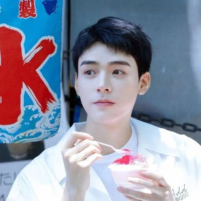 ganjingyeaixia2's profile picture. 向往自由，享受孤独