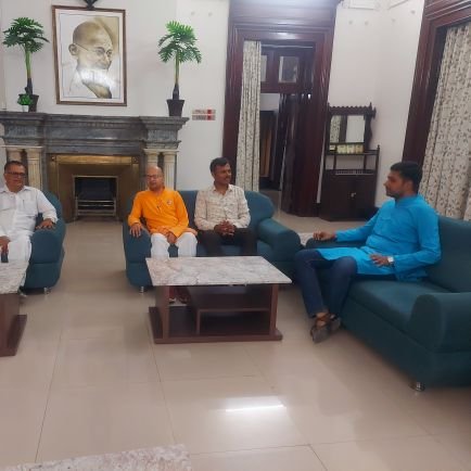 Official account of yuva bharat South Gujarat
सरफरोशी की तमन्ना अब हमारे दिल में है