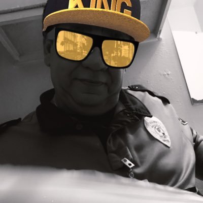 Juanpen61734881's profile picture. I love to work I’m a workaholic lol