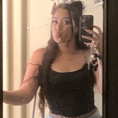 gonna say whatever I want cuz I ain’t got that much followers bahaha 🤣 🇵🇷🇹🇴