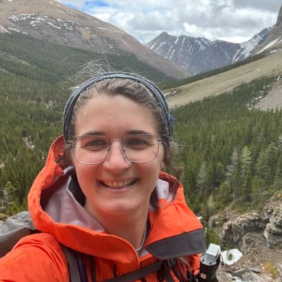 Canadian software dev and yoga teacher from the East Coast
Love: violin, dinner parties, live music, travelling, dancing
Tweets: Clojure, data, anti-crypto