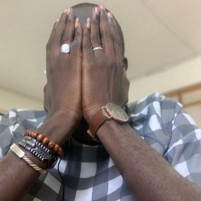 Je préfère le bonheur... Mouride , madrista hala Madrid Oublier d’être c’est se faire avoir.