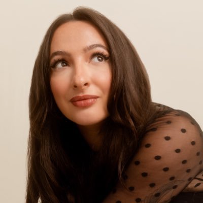 celebrity astrologer, spiritual coach, ghost with the most, queen of the underground 🥀 bestselling author, podcast host, @thecut columnist & other flexes