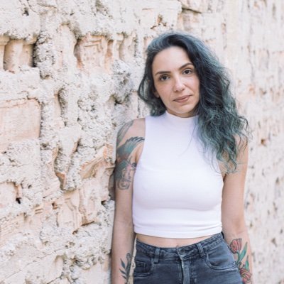 escrevo e pesquiso sobre temas de interesse ecofeminista. editora na @leiaginna, comms na agência EMMA e sempre on no https://t.co/iXiZBHHyZj👇🏼