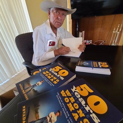 Friend of Nevada Bob and shill for his book 50 Years with the Wrong Woman. It's fun. https://t.co/RX2ihlIqOh