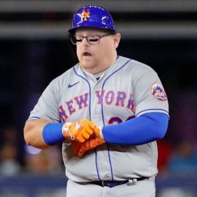 Mets, Rangers, Chiefs, Tottenham Hotspur. Boston University ‘16. 2018 New York City Skeeball Champion.