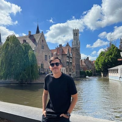 JRLaraaa's profile picture. 