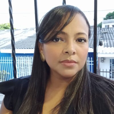 Progresista 🇨🇴 , si nos olvidamos de todo y sólo nos dedicamos a ser felices 🥰🌹, amante de la naturaleza y de puebliar 🥰... !Barranquillerisima!