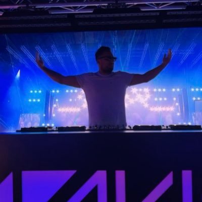 8cinco_rafael's profile picture. Destined to change the world one day. “I always get to where I’m going by walking away from what I have been.” -Winnie the mf Pooh-