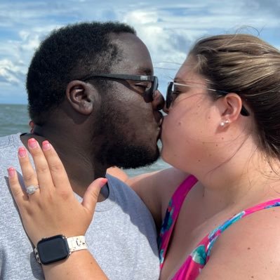 ash_hole92's profile picture. Do small things with great love❤ 11.11.2016💏  06.24.2022 💍 SRU & ΦΣΣ alum