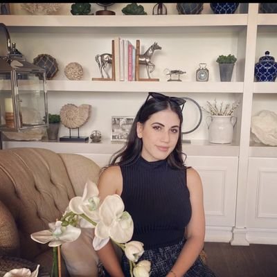 shireenakeel's profile picture. 