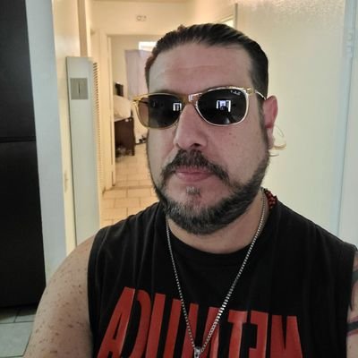 MIGUELI40908414's profile picture. Hombre amiguero, extrovertido, amante de la música sobre todo el metal, y la música ochentera, banda favorita METALLICA