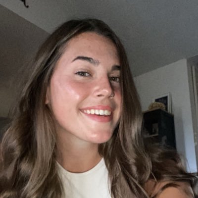 rose_vivi16's profile picture. 