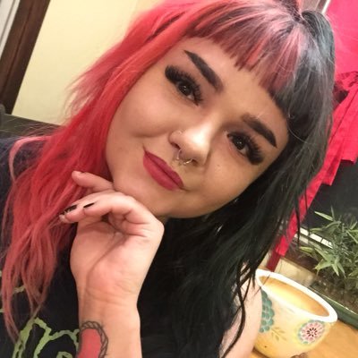 raynaxmarie Profile Picture