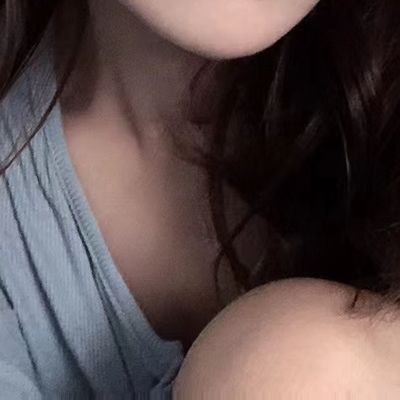 smy01889500's profile picture. 你的高中妈 回来了
宝宝们为了筛选而且免费的名额，以前也给过好几次了，现在免费名额已经没有了，都有点门槛🚪能接受的再找妈妈好吗？宝宝们 而且因为我还没有成 所以不能接受微信，只能用长辈的支付宝收口令红包