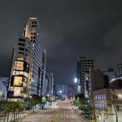 MiffYou29's profile picture. Pas le temps je dois devenir adulte