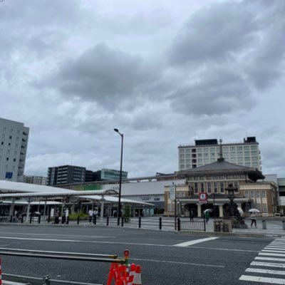 21歳田舎から上京した人です。 3年目に何故か突入してしまった駅員です👊🏻 ᷇ᵕ ᷆ ) 同業者の皆様頑張ってまいりましょう(*´˘`*)♡ 最近の推しはドラミちゃん🍈